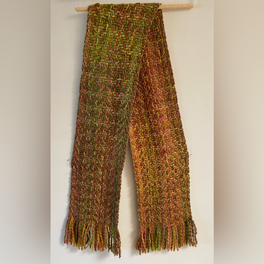 Manifattura almar beautifully woven Italian scarf